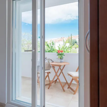 Ireland - Zf Hvar フヴァル