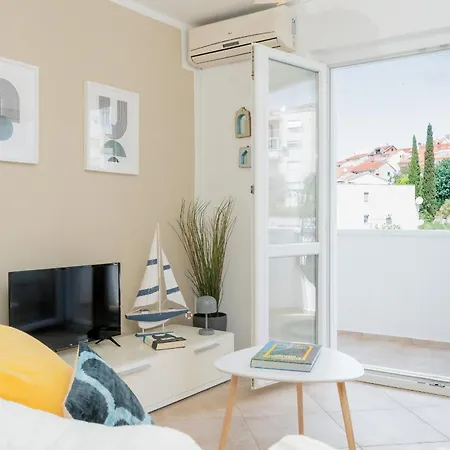 Апартаменти Ireland - Zf Hvar Хвар